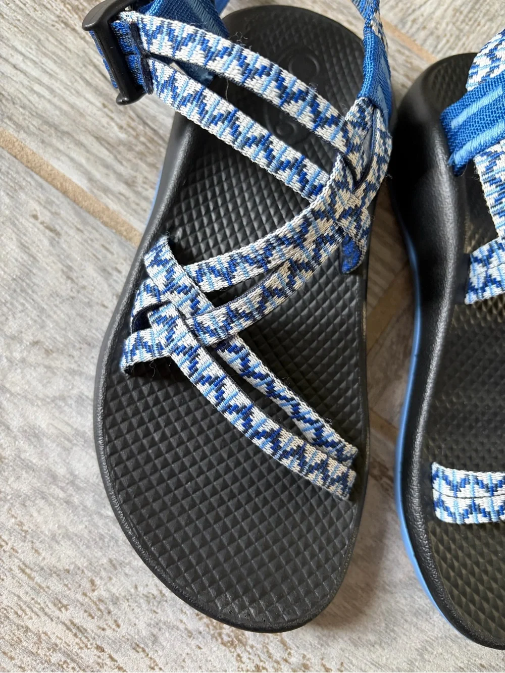 Chaco Kids Blue and White Patterned Strap Sandals